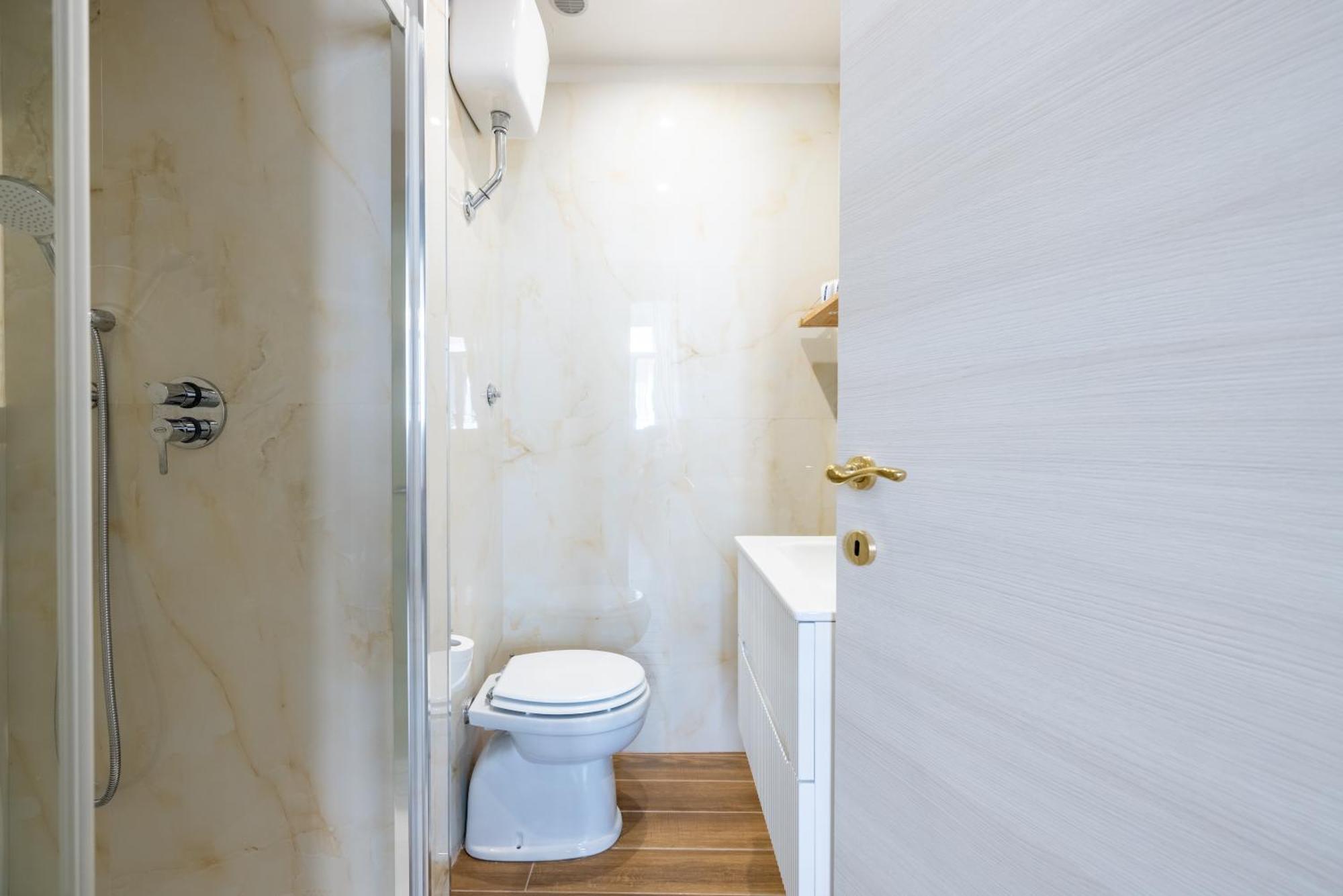 Pantheon Apartments - Piccola Roma Luaran gambar